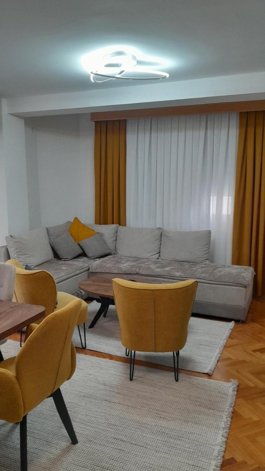 Kuman Apartments Kumanovo Exteriör bild